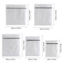 Laden Sie das Bild in den Galerie-Viewer, Schützender Netzwäschesack für Kleidung