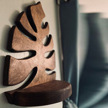Laden Sie das Bild in den Galerie-Viewer, Monstera Wandregal Aus Holz
