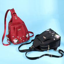 Laden Sie das Bild in den Galerie-Viewer, Damen Rucksack mit Stickerei