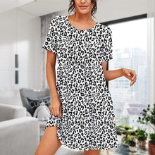 Laden Sie das Bild in den Galerie-Viewer, Langes modisches Kleid mit Digitaldruck