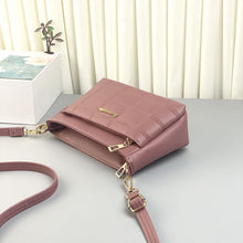 Laden Sie das Bild in den Galerie-Viewer, Modische Anti-Diebstahl-Kuriertasche mit großem Fassungsvermögen