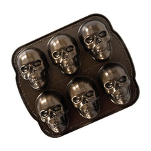 Laden Sie das Bild in den Galerie-Viewer, 3D-Schädelform – Backform aus Aluminium
