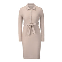 Laden Sie das Bild in den Galerie-Viewer, Langärmliges Schmales Strickkleid