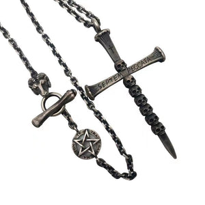 Kreuz-Schädel-Halskette