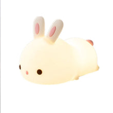Laden Sie das Bild in den Galerie-Viewer, Kaninchenförmiges Nachtlicht aus Silikon