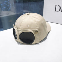 Laden Sie das Bild in den Galerie-Viewer, Personalisierte und modische Schirmmütze