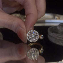 Laden Sie das Bild in den Galerie-Viewer, Zarter Luxuriöser Runder Zirkonring