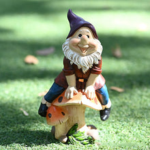 Laden Sie das Bild in den Galerie-Viewer, Kreatives Pilz-Zwerg-Gartenornament