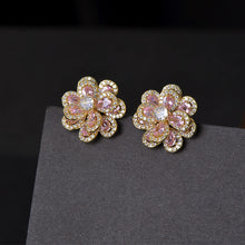 Laden Sie das Bild in den Galerie-Viewer, Stilvolle Blumenohrringe mit Farbverlauf
