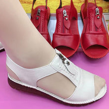 Laden Sie das Bild in den Galerie-Viewer, Einfarbige Sommersandalen mit weicher Sohle
