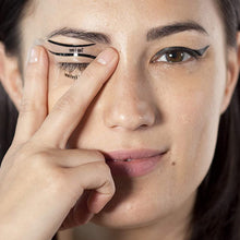 Laden Sie das Bild in den Galerie-Viewer, Eyeliner-Hilfswerkzeuge, 2 Stück