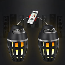 Laden Sie das Bild in den Galerie-Viewer, Bluetooth kabelloser wasserdichter Flammenlautsprecher