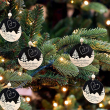 Laden Sie das Bild in den Galerie-Viewer, Weihnachtsbaum-Doppelanhänger aus Holz