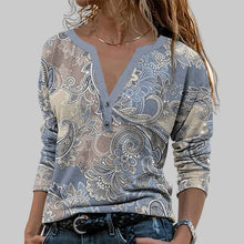 Laden Sie das Bild in den Galerie-Viewer, Langärmliges Paisley-T-Shirt mit V-Ausschnitt