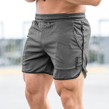 Laden Sie das Bild in den Galerie-Viewer, Einfarbige Sportshorts mit Monogramm für Herren