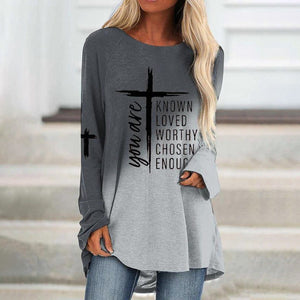 Langärmliges T-Shirt mit Kreuzbuchstabendruck