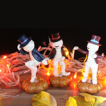 Laden Sie das Bild in den Galerie-Viewer, Halloween tanzende Mumie Ornamente