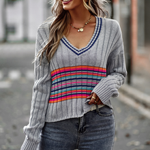 Laden Sie das Bild in den Galerie-Viewer, Täfelter Pullover mit V-Ausschnitt