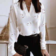 Laden Sie das Bild in den Galerie-Viewer, Locker bedrucktes Hemd mit V-Ausschnitt