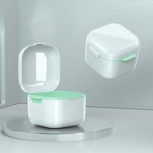 Laden Sie das Bild in den Galerie-Viewer, Tragbare Prothesen-Aufbewahrungsbox