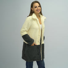 Laden Sie das Bild in den Galerie-Viewer, Doppelseitige Fleece-Oversized-Slip-Pocket-Jacke