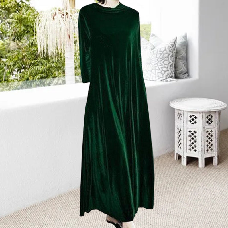 Langärmliges Kleid aus Samt