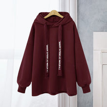 Laden Sie das Bild in den Galerie-Viewer, Kapuzenhoodie mit Monogramm