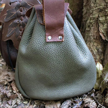 Laden Sie das Bild in den Galerie-Viewer, Vintage Stilvolle Laub-Gürteltasche