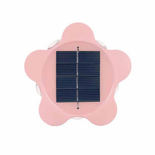 Laden Sie das Bild in den Galerie-Viewer, LED Solar Wandleuchte in Sternform