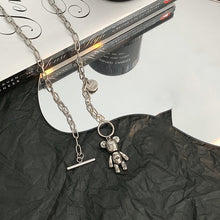 Laden Sie das Bild in den Galerie-Viewer, Bärenhalskette aus Titanstahl