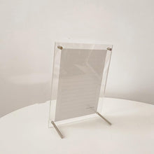 Laden Sie das Bild in den Galerie-Viewer, Transparenter Acryl-Fotorahmen