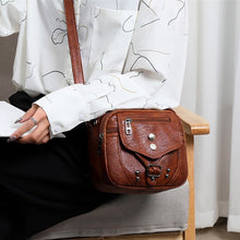 Laden Sie das Bild in den Galerie-Viewer, Damen Vintage Umhängetasche aus weichem Leder