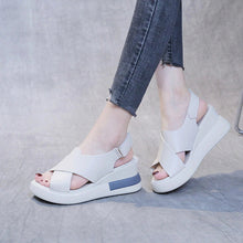 Laden Sie das Bild in den Galerie-Viewer, Damen Sandalen/Hausschuhe aus weichem Leder
