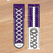 Laden Sie das Bild in den Galerie-Viewer, Lustige Socken mit Schnürsenkelaufdruck