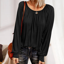 Laden Sie das Bild in den Galerie-Viewer, Einfarbiges, plissiertes T-Shirt mit Rundhalsausschnitt