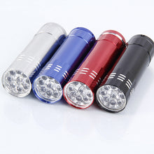 Laden Sie das Bild in den Galerie-Viewer, Mini-UV-Taschenlampe