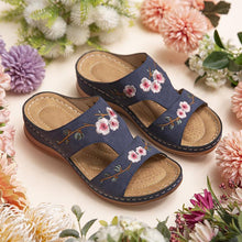 Laden Sie das Bild in den Galerie-Viewer, Damen handgemachte lässige hohle Blumensandalen