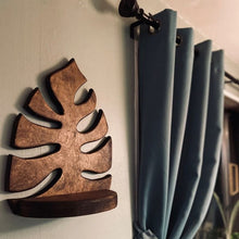 Laden Sie das Bild in den Galerie-Viewer, Monstera Wandregal Aus Holz
