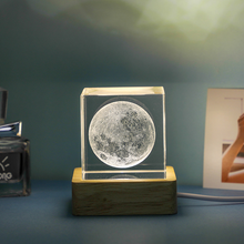 Laden Sie das Bild in den Galerie-Viewer, Zauberstern Mond Lampe