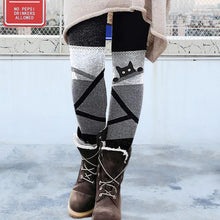 Laden Sie das Bild in den Galerie-Viewer, Hochelastische Leggings mit Print