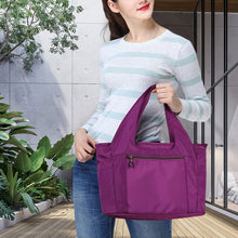 Laden Sie das Bild in den Galerie-Viewer, Leichte Einfarbige Outdoor-Reisetasche Aus Nylon