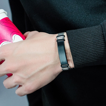 Laden Sie das Bild in den Galerie-Viewer, Modisches Riemenarmband für Herren