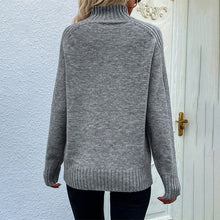 Laden Sie das Bild in den Galerie-Viewer, Lockerer einfarbiger Rollkragenpullover