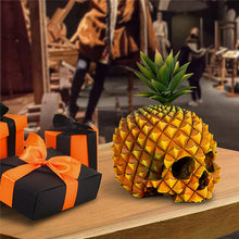 Laden Sie das Bild in den Galerie-Viewer, Kreative Ananas-Schädelverzierung aus Kunstharz