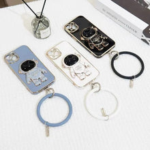 Laden Sie das Bild in den Galerie-Viewer, Astronautenhülle für iPhone mit Handschlaufe