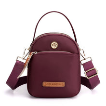 Laden Sie das Bild in den Galerie-Viewer, Wasserdichte Trendige Umhängetasche Aus Nylon