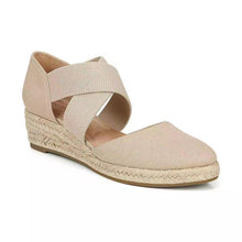 Laden Sie das Bild in den Galerie-Viewer, Sandalen mit Keilabsatz aus Hanfseil