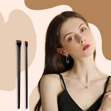 Laden Sie das Bild in den Galerie-Viewer, Abgewinkelter Lidstrich Augenbrauenpinsel