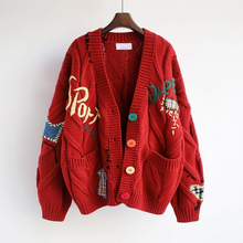 Laden Sie das Bild in den Galerie-Viewer, Modische lockere Winterstrickjacke mit Stickerei