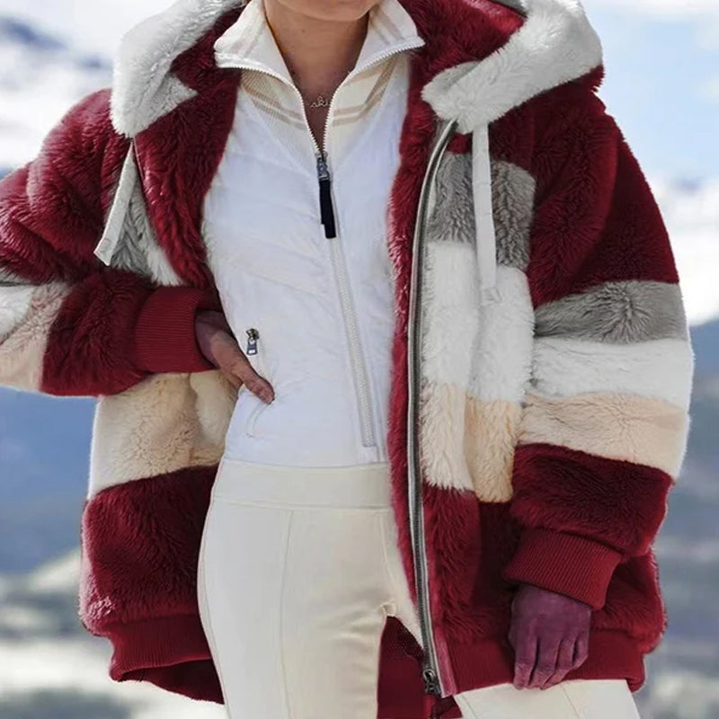 Kurz geschnittene Fashion-Jacke aus Plüsch